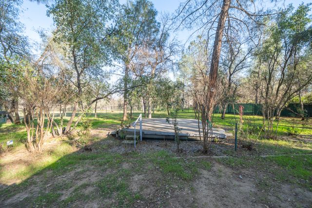 6677 Horsemans Way, Anderson, CA 96007