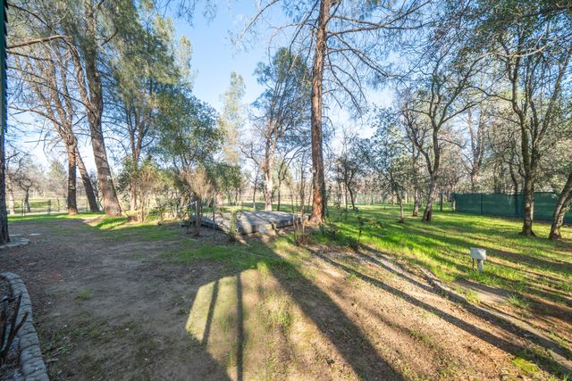 6677 Horsemans Way, Anderson, CA 96007