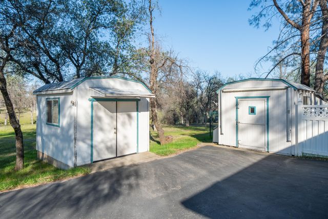 6677 Horsemans Way, Anderson, CA 96007