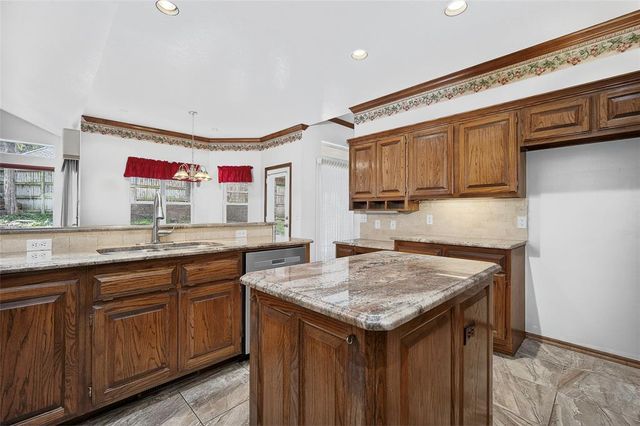 1512 Two Bridge Drive, Oklahoma City, OK 73131