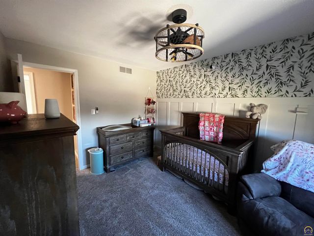 6330 SW Wanamaker Rd, Auburn, KS 66402