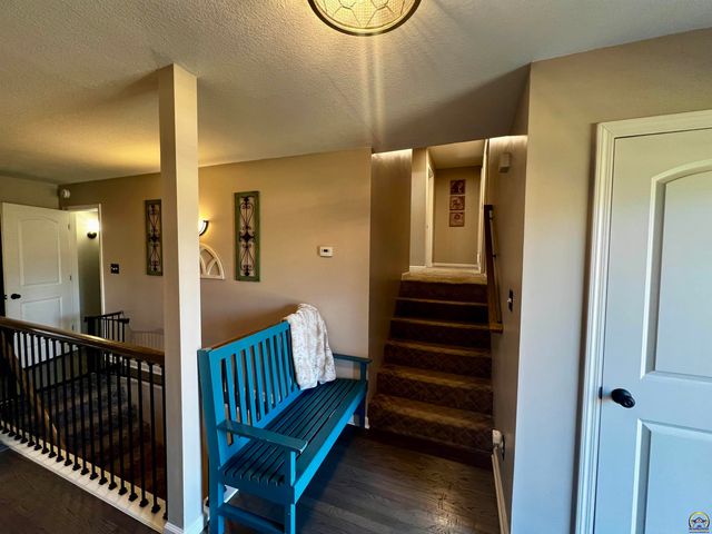 6330 SW Wanamaker Rd, Auburn, KS 66402