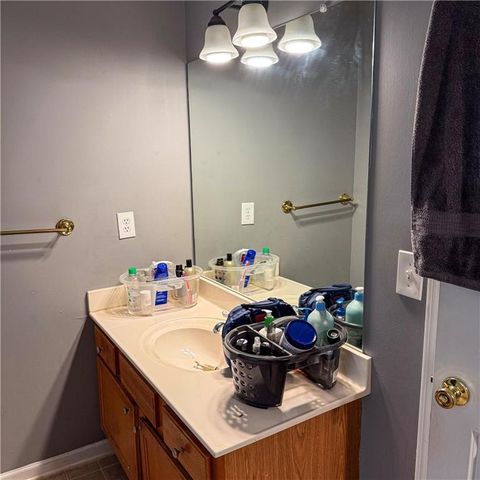 1110 Meadow Walk Avenue, Lawrenceville, GA 30044