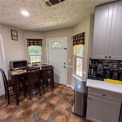 1110 Meadow Walk Avenue, Lawrenceville, GA 30044