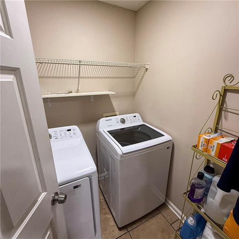 1110 Meadow Walk Avenue, Lawrenceville, GA 30044