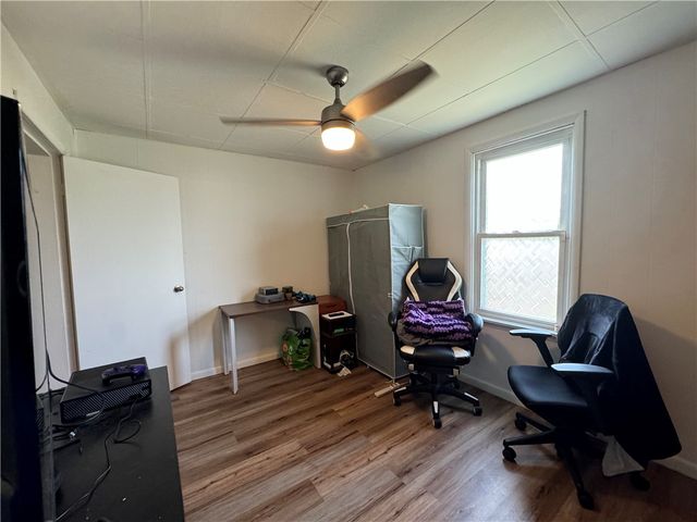 1302 Axton St, Belle Vernon, PA 15012