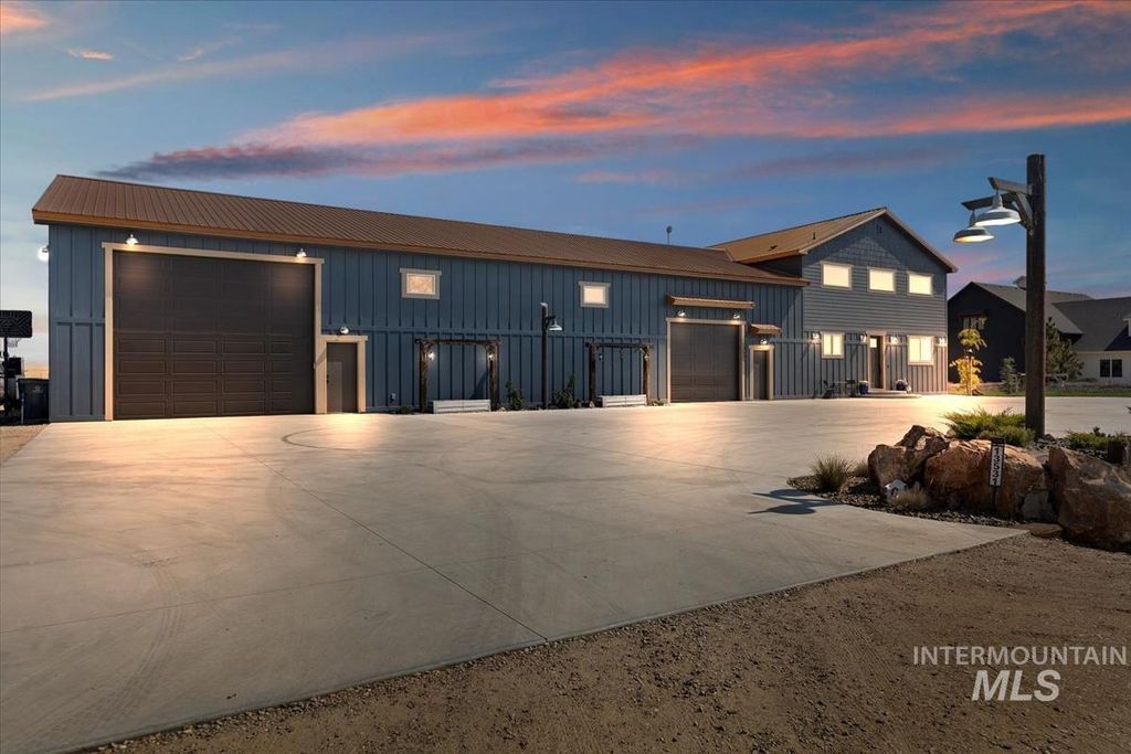 13531 Sand Hollow Rd, Caldwell, ID 83607