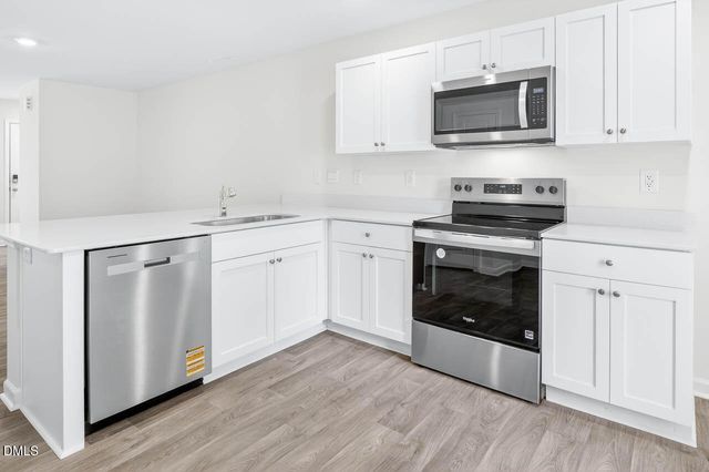 8535 Beckett Chase Way, Raleigh, NC 27616