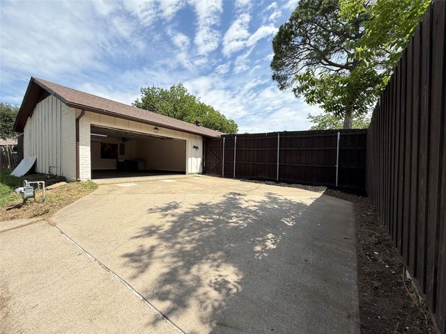 3928 Tacoma Street, Irving, TX 75062