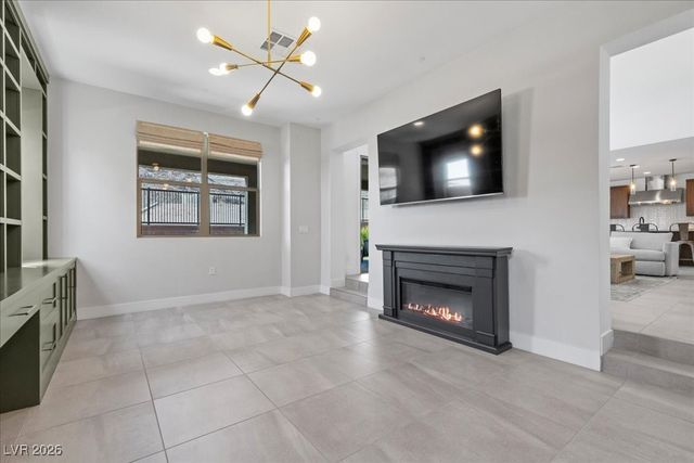 10215 Meridian Hill Avenue, Las Vegas, NV 89135