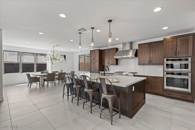 10215 Meridian Hill Avenue, Las Vegas, NV 89135