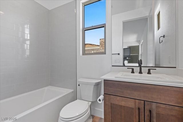 10215 Meridian Hill Avenue, Las Vegas, NV 89135