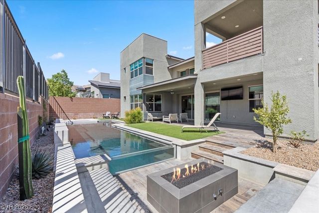 10215 Meridian Hill Avenue, Las Vegas, NV 89135