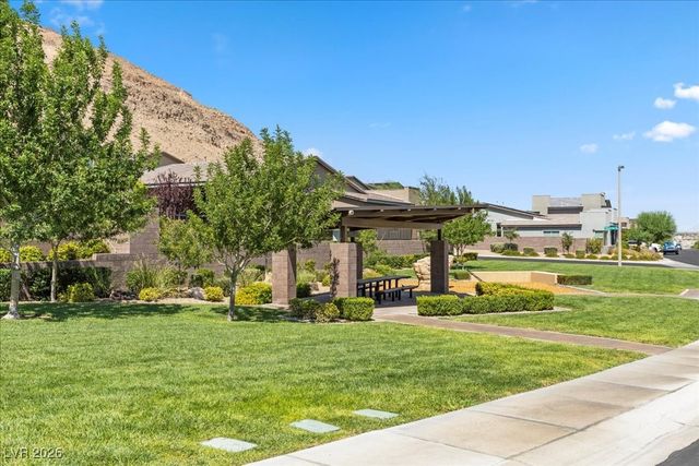 10215 Meridian Hill Avenue, Las Vegas, NV 89135