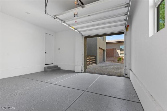 10215 Meridian Hill Avenue, Las Vegas, NV 89135