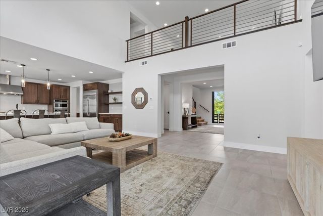 10215 Meridian Hill Avenue, Las Vegas, NV 89135