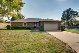 1142 West Maplewood Street, Springfield, MO 65807