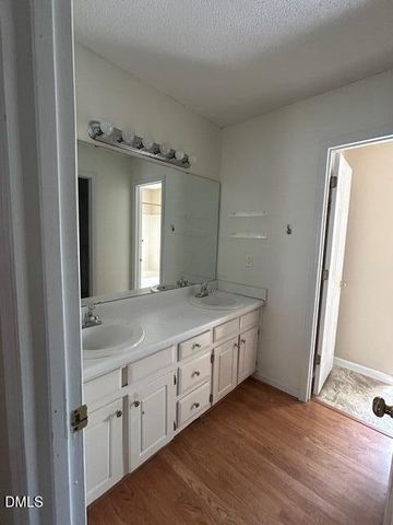 2910 Brittany Drive, Clayton, NC 27520