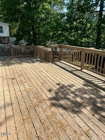 2910 Brittany Drive, Clayton, NC 27520