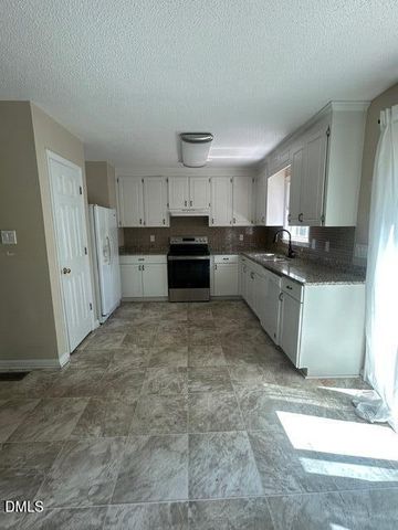 2910 Brittany Drive, Clayton, NC 27520