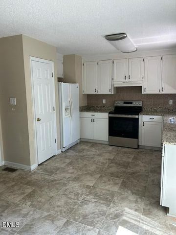 2910 Brittany Drive, Clayton, NC 27520