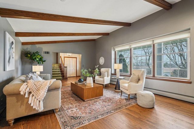 503 Westminster DRIVE, Waukesha, WI 53186