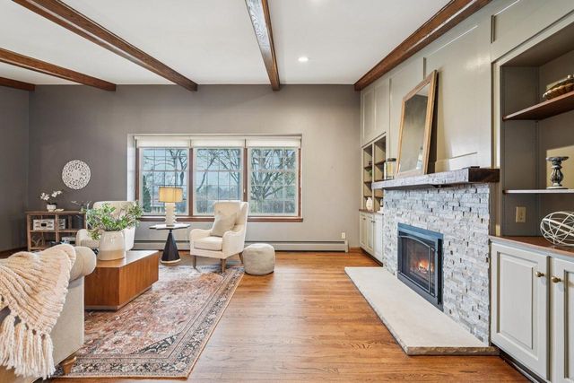 503 Westminster DRIVE, Waukesha, WI 53186