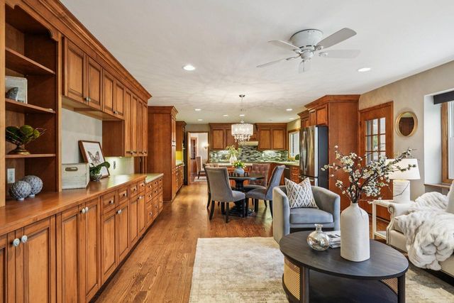 503 Westminster DRIVE, Waukesha, WI 53186
