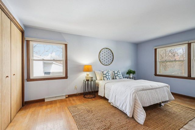 503 Westminster DRIVE, Waukesha, WI 53186