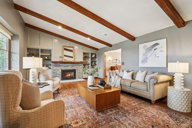 503 Westminster DRIVE, Waukesha, WI 53186