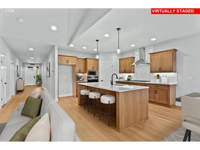 7329 Sw BRISBAND St, Wilsonville, OR 97070