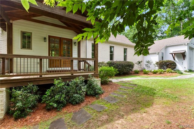 15340 Stonehedge Cliffs, Northport, AL 35475