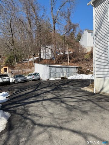 31 Church Street, Beacon Falls, CT 06403