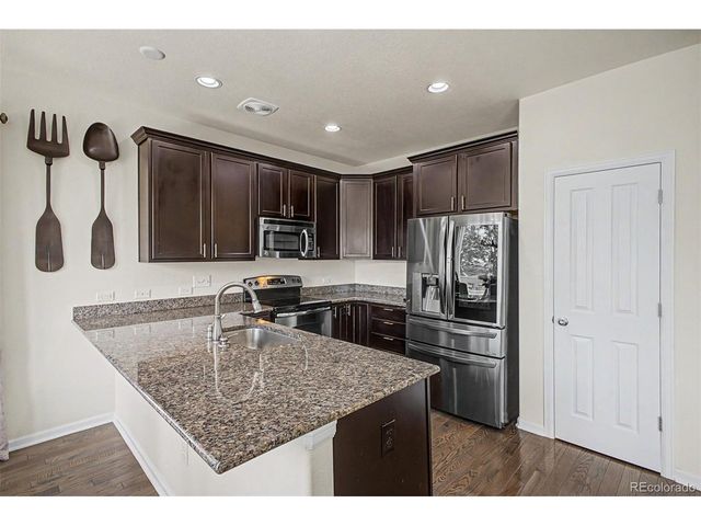 6383 N Ensenada Ct, Aurora, CO 80019