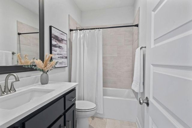 20854 W 190th Place, Spring Hill, KS 66083