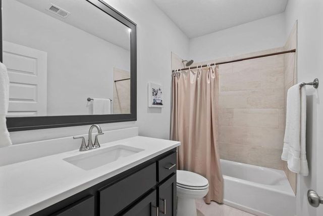 20854 W 190th Place, Spring Hill, KS 66083