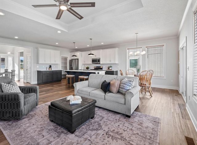 20854 W 190th Place, Spring Hill, KS 66083