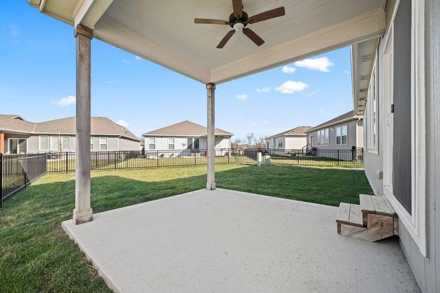 20854 W 190th Place, Spring Hill, KS 66083