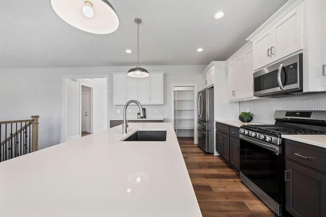 20854 W 190th Place, Spring Hill, KS 66083