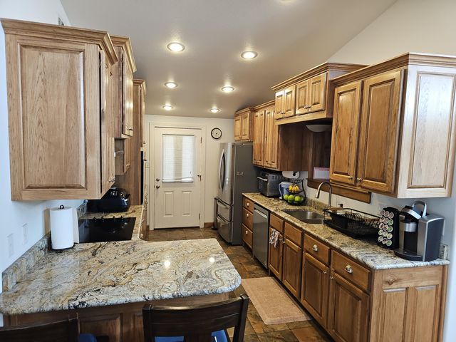 1621 Sunset Terrace, West Plains, MO 65775