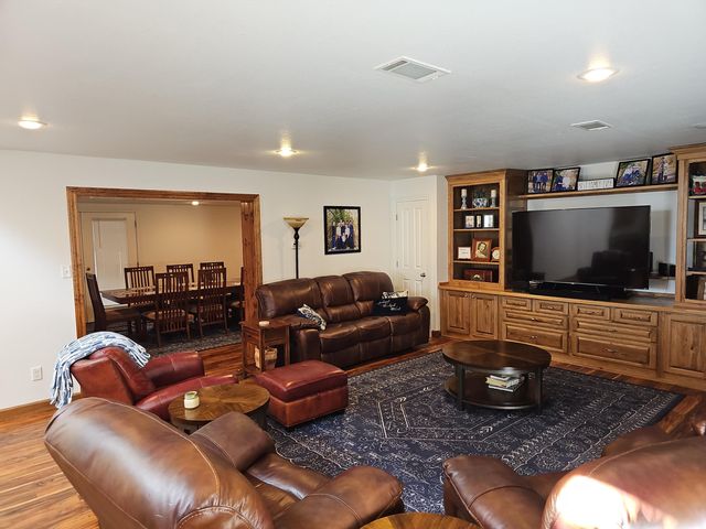 1621 Sunset Terrace, West Plains, MO 65775