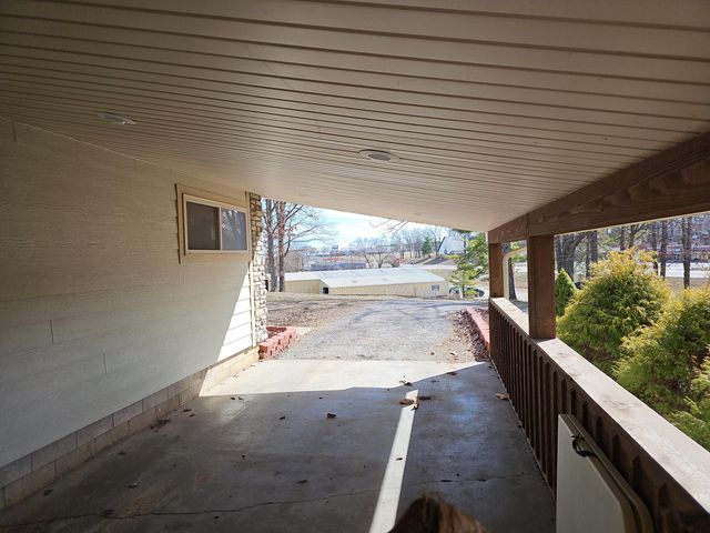 1621 Sunset Terrace, West Plains, MO 65775