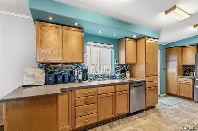 1880 Ramar Road, Bullhead City, AZ 86442