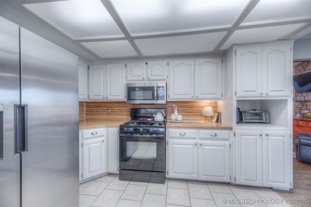 2651 Valwood Lane, Sapulpa, OK 74066