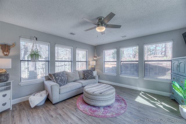 2651 Valwood Lane, Sapulpa, OK 74066