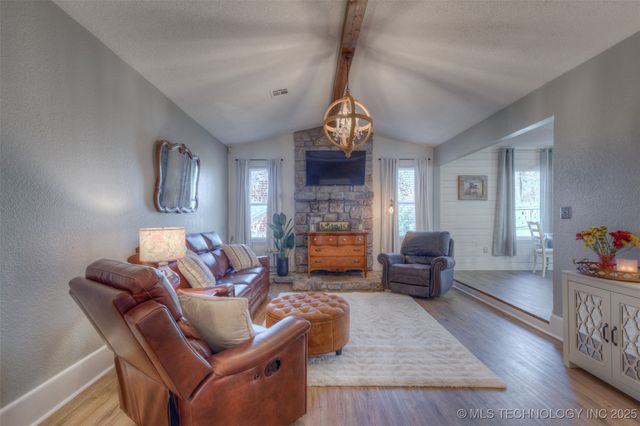 2651 Valwood Lane, Sapulpa, OK 74066