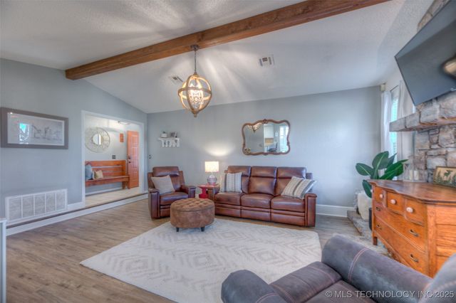 2651 Valwood Lane, Sapulpa, OK 74066