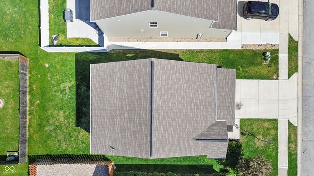 10841 Woods Drive, Ingalls, IN 46048