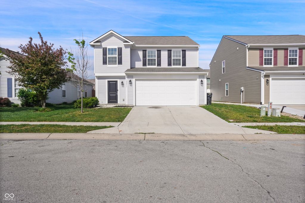 10841 Woods Drive, Ingalls, IN 46048