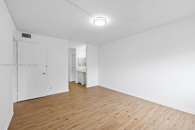 1401 SW 128th Ter 103H, Pembroke Pines, FL 33027